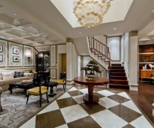 2料可分成金属取非金属两类